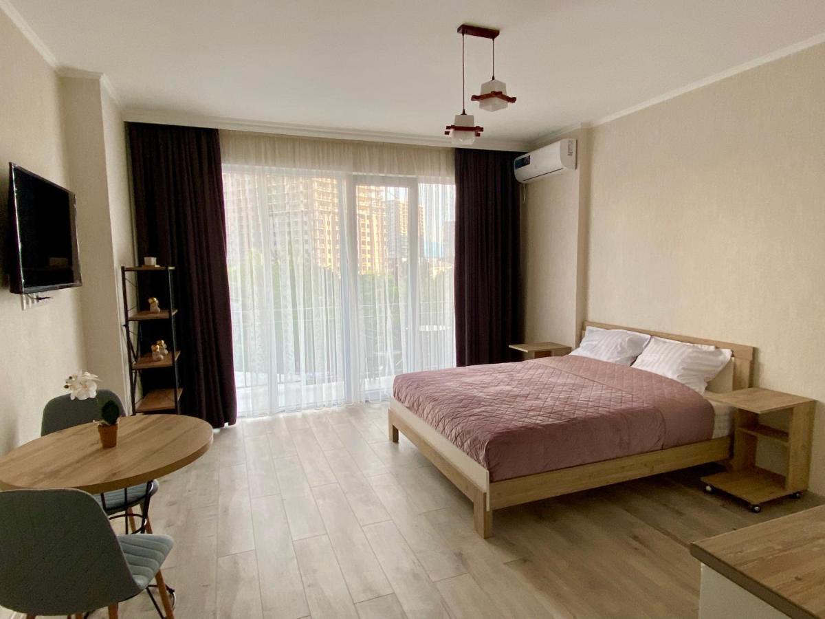 Orange Batumi Travel Apartment ภายนอก รูปภาพ